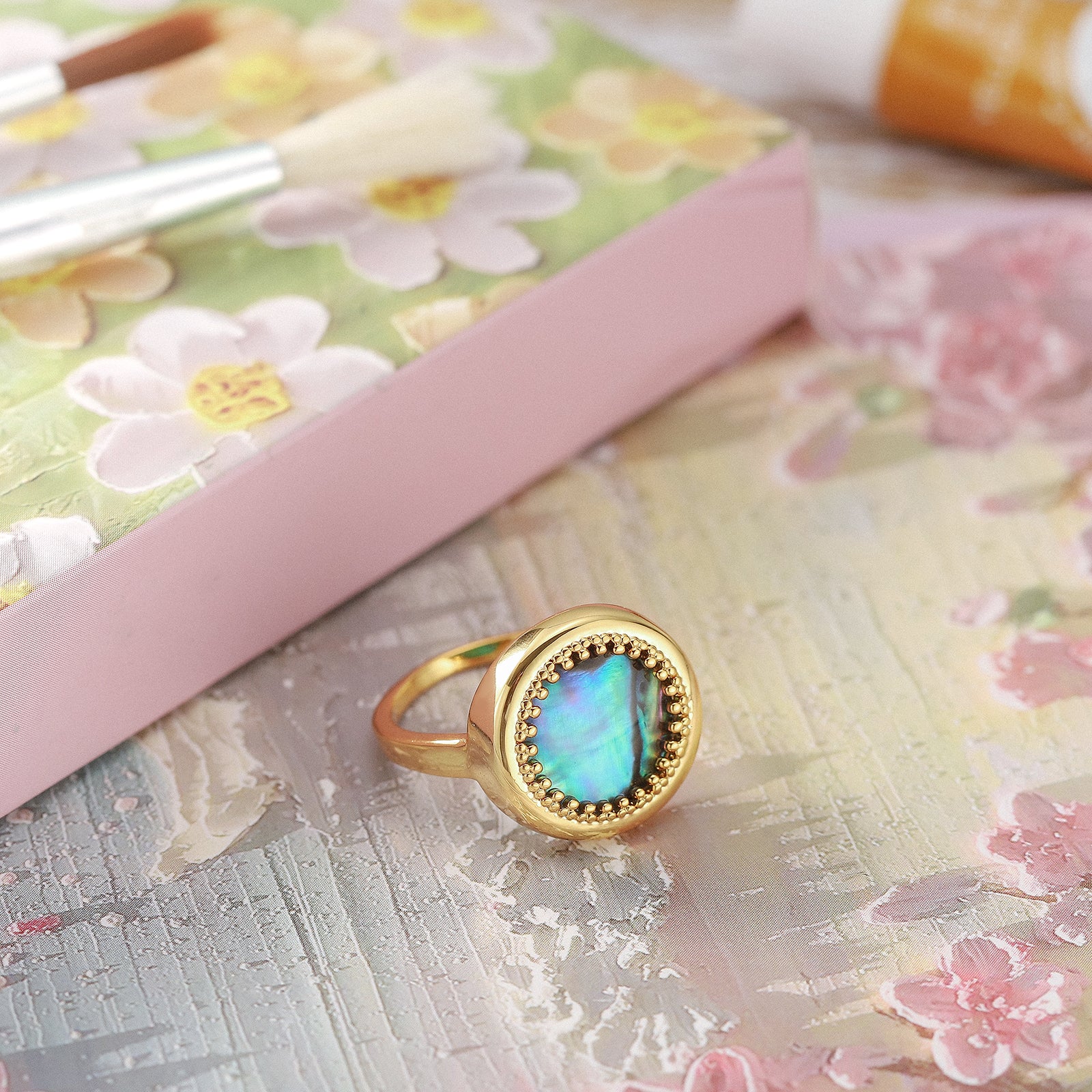 Elegant Abalone Stone Ring