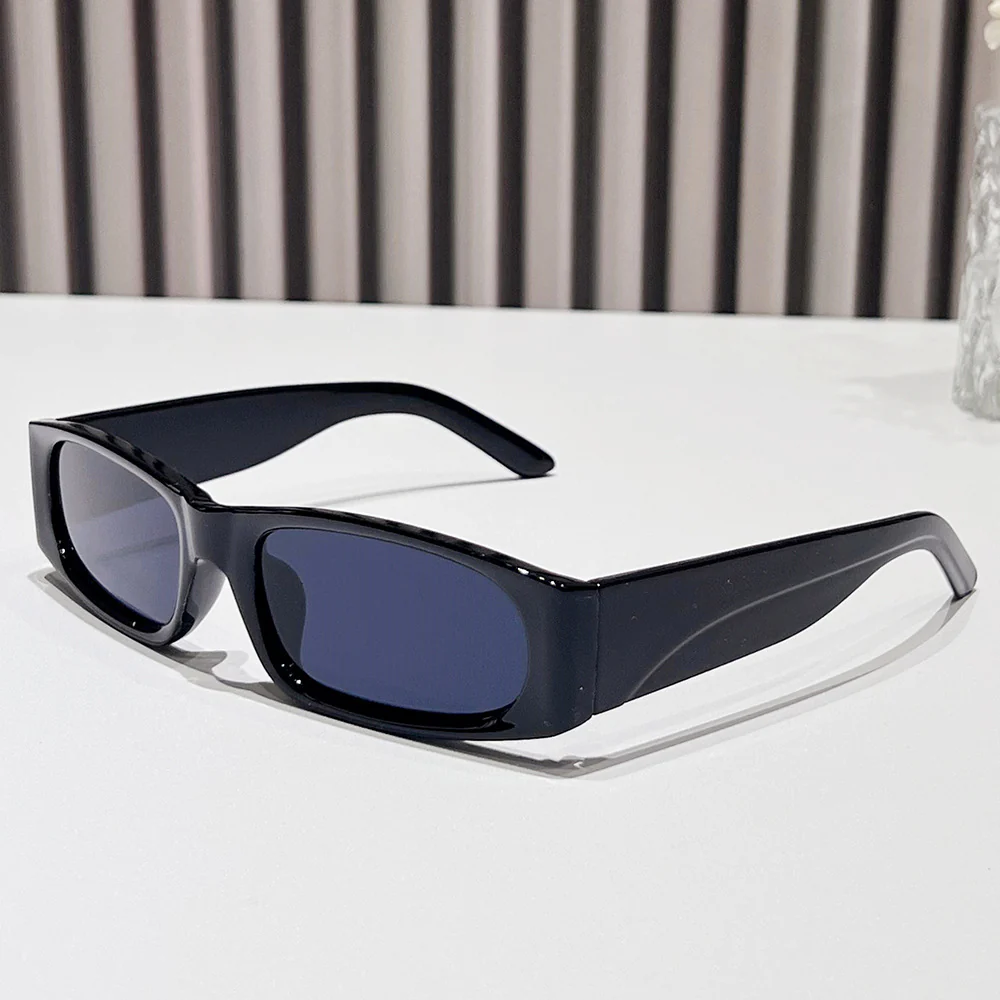 Stylish Rectangular Frame Sunglasses